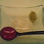 奈良町豆腐庵 こんどう - 豆乳入りゆずゼリー。見た目にも涼しげなデザートでした。