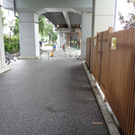 ラーメン二郎 - 後ろ居ない...