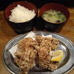 Taishuu Izakaya Daikakumei Areya Koreya - 唐揚げ定食