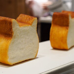 ねこねこ食パン - 