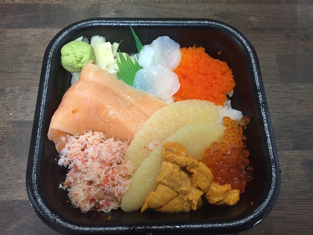 浜っ亭丼丸 一宮店 島氏永 海鮮丼 食べログ