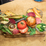 WE ARE THE FARM - 季節野菜の鉄板焼きバーニャカウダ