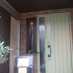 カフェアンドビストロ ヴェール - お店の外観。