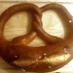 バックシュトゥーベ ツオップ - プレッツェル