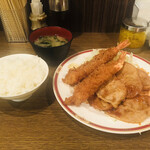 キッチン大正軒 - 豚しょうが焼き＋エビフライ（1,100円）