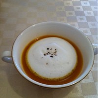 ダン ル シエル - ランチの最初に出てくるスープ、パンプキンスープ