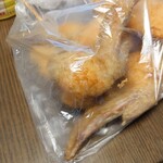 神山鶏肉店 - 手羽先餃子
