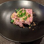 Nikushou Okamoto - 肉のタタキ（お通し）
