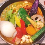 Rojiura Curry SAMURAI.  - チキンと1日分の野菜20品目