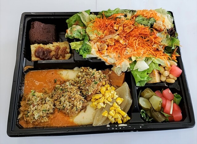 こんなずっしりと重いお弁当は初めてです 鶏肉の悪魔風 プーレ ア ラ ディアブル を By 麺 ｓ倶楽部 プールトワ Pour Toi 赤坂 フレンチ 食べログ