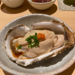 鮨 由う - 生牡蠣