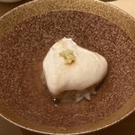 鮨 由う - フグの白子