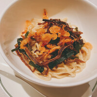 中国飯店 富麗華 - 桜えびと焦がしネギ香る特製和え麺