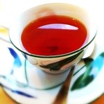 Guranfamiyu She Matsuo - 時間が無いので紅茶を一気飲み(･_･;