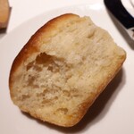 レフェルヴェソンス - ⚫「じゃがいも入りフォカッチャと古代小麦入りパン」