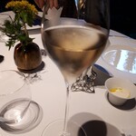 レフェルヴェソンス - ⚫シャンパン