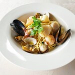 ヴェルサーレ - ムール貝とアサリの貝尽くしボンゴレのバベッティーニ