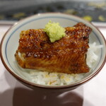 柳家錦 - 一口うなぎご飯で頂きます