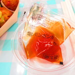 Tsukiji Gindako - 期間限定・オリーブオイル仕立て塩レモンポン酢　６９３円（税込）のつけダレの袋のアップ【２０２０年７月】