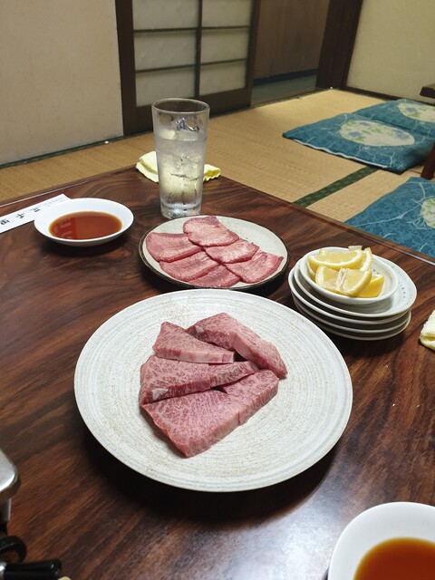 肉もキムチもおいしいけれど。。煙たすぎです。T^T』by りなおパパ