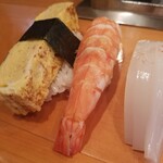 新富鮨 - 玉子焼き、蒸し海老