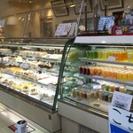 Jando - 店内  ショーケース