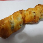 墨繪パン - ごぼうパン（１６０円）