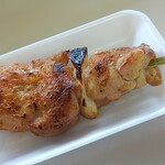 元祖ジャンボ焼き鳥 鳥喜 - 500円