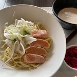 高倉町珈琲 - 炙りサーモンの冷製パスタつけ麺風