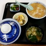 一平食堂 - もつ煮定食