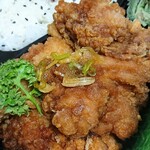 花まる弁当 - 油淋鶏は相変わらずのド迫力☆