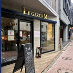 LE GARUE M - 