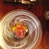 ワインとくつろぐ ツキアカリ - 