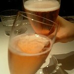 ワインバー＆レストラン ブルディガラ ハービスPLAZA店 - ロゼシャンパンで乾杯