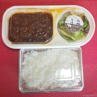 びふてき洋食存じやす - キンコンカン弁当(サラダ付き) 1,300円