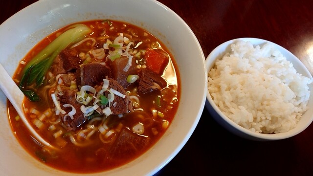 Chuka Kitchen Paitsai