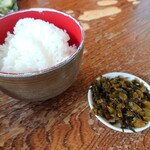 長浜らーめん 豚八 - 2020年7月　ライスと高菜