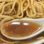 麺屋豚道場ぶた壱 - 『豚道場』のBBより乳化した汁。
      
      旨味が強い！！！
      
      エンミも強い！！！
      
      やっぱり美味い！！！
      
      
      