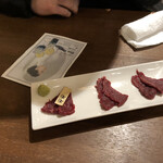 栄 馬肉酒場 馬喰ろう - 