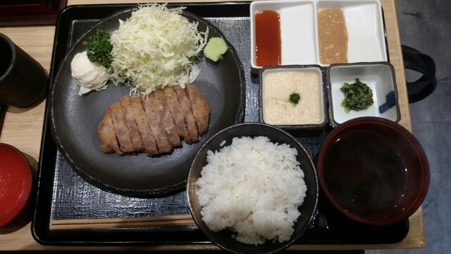 浅草 牛かつ 浅草 東武 都営 メトロ 牛カツ 食べログ