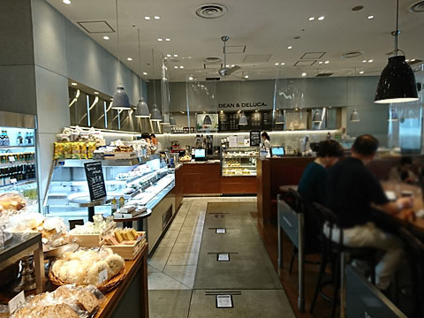 内装的照片 Dean Deluca Cafe 食べログ 简体中文