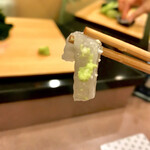 鮨処 多田 - 造り アマテカレイ エンガワ 塩パラ山葵 リフト