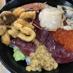Shiogama Nakao Roshi Ichiba Maikai Sendon Kona - マイ海鮮丼できました。