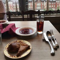 ゴドノフ東京 丸ビル店 - 