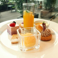 ポム・ダダン - 