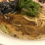 Japanese Soba Noodles 蔦 - 贅沢で華やかな煮干しスープ
