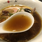 Japanese Soba Noodles 蔦 - 醤油Sobaのスープ