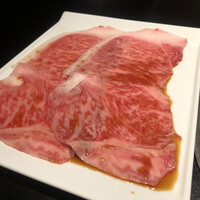 焼肉専科 肉の切り方 日本橋本店 - 