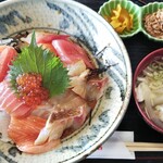 さかな処 まさ常 - 魚丼1,850円