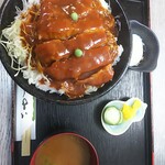 自由軒 - トンテキ丼(大盛)